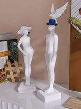 Load image into Gallery viewer, Resin Figures Abstract Couple - Contemporary design
